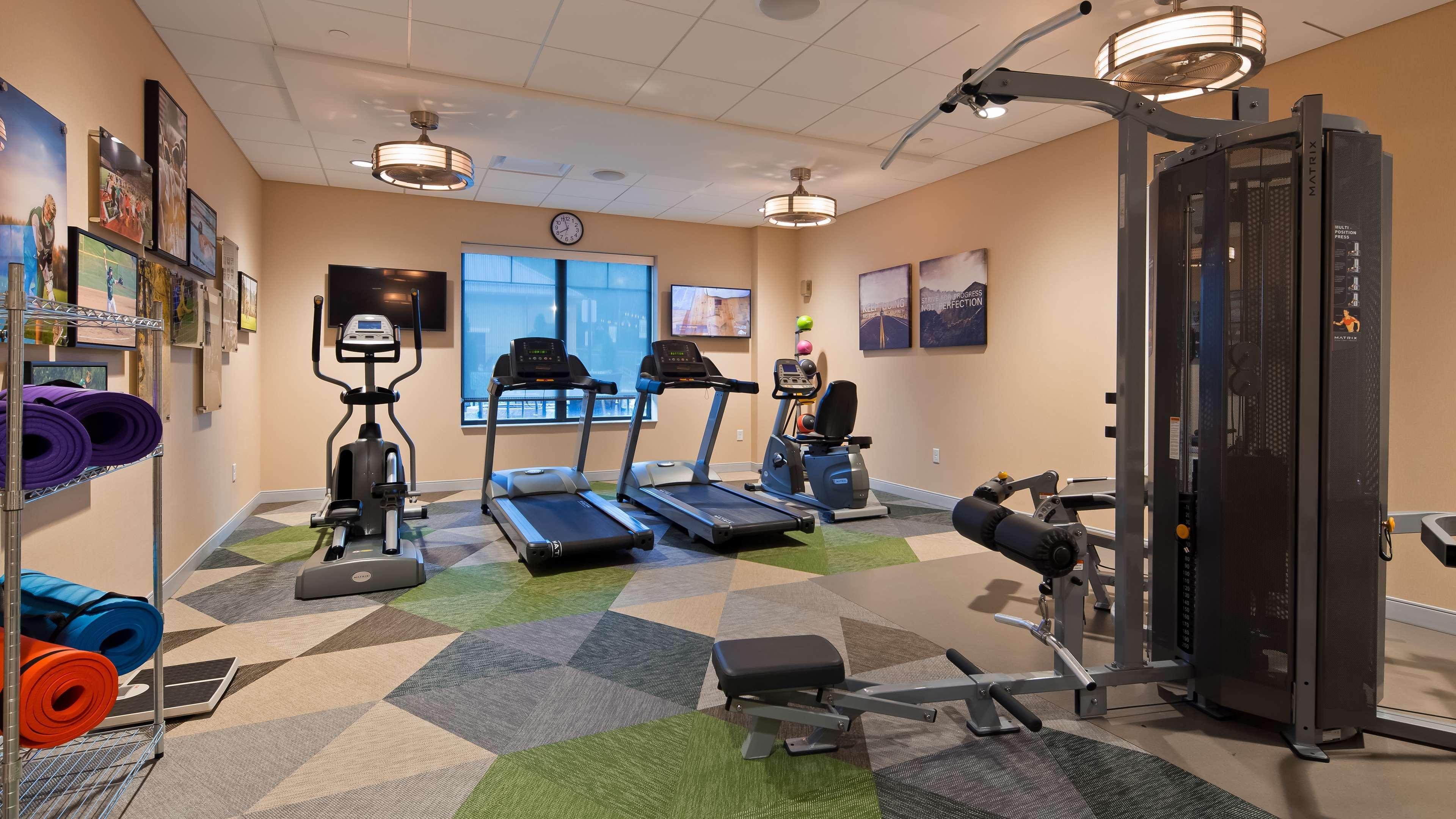 Best Western Plus Franciscan Square Inn & Suites Steubenville Eksteriør bilde