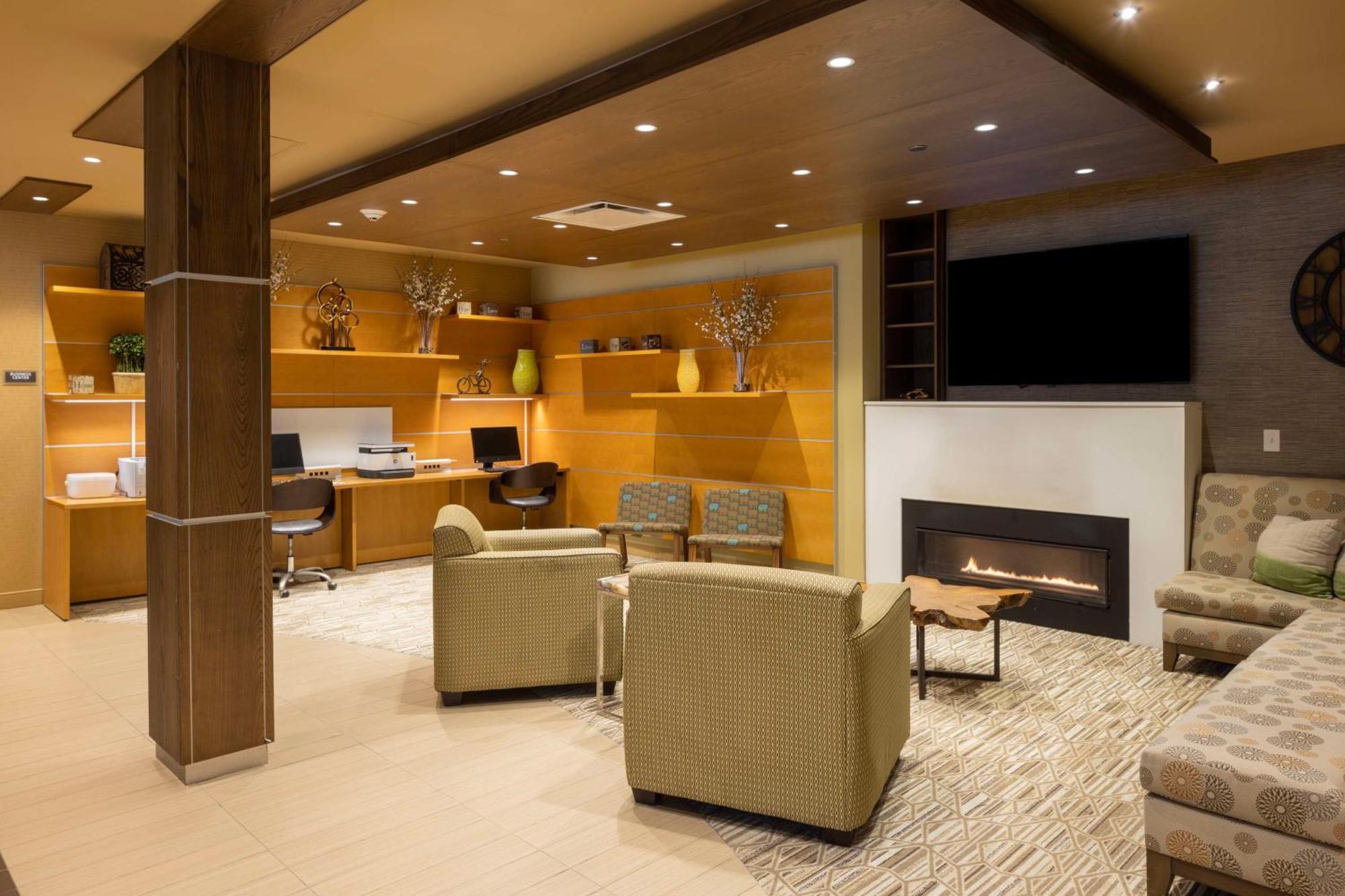 Best Western Plus Franciscan Square Inn & Suites Steubenville Eksteriør bilde