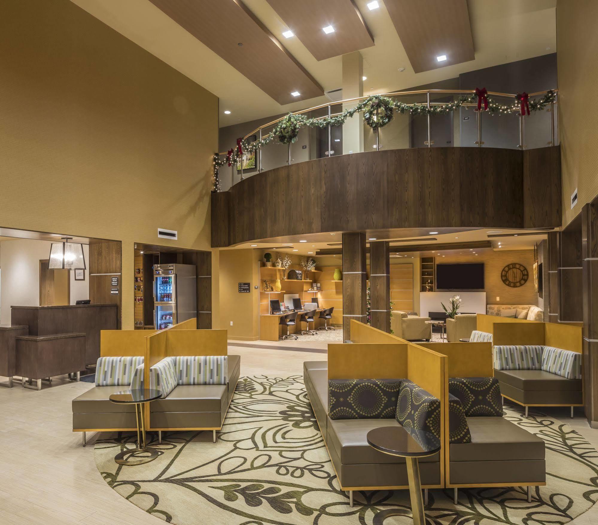 Best Western Plus Franciscan Square Inn & Suites Steubenville Eksteriør bilde